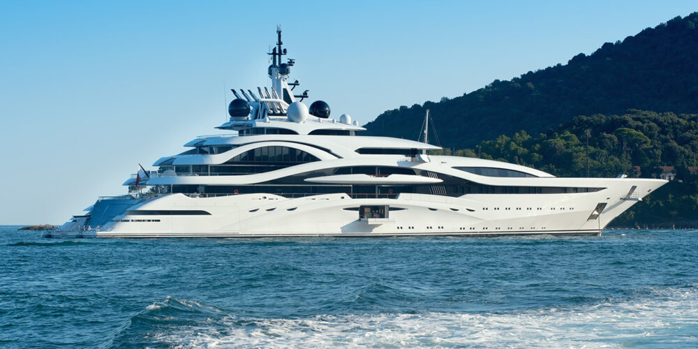 Private charter vessel