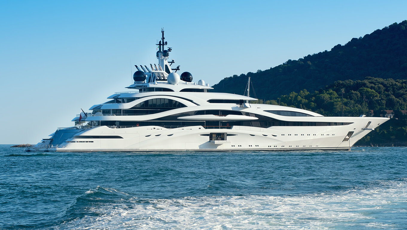 Private charter vessel